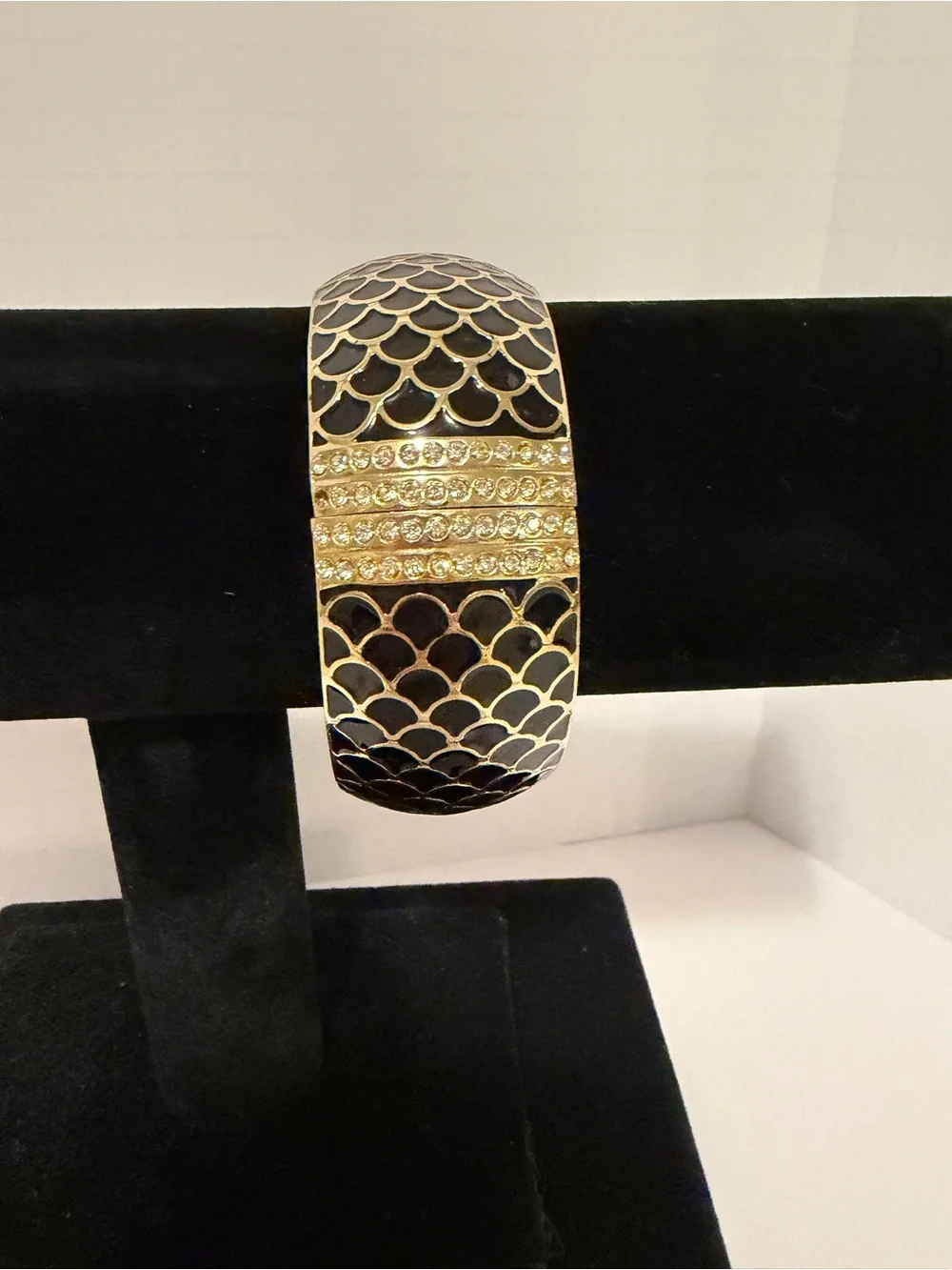 Gold Tone Black Enamel Clamper Bracelet Rhinestone Reptile Pattern Wide Cuff